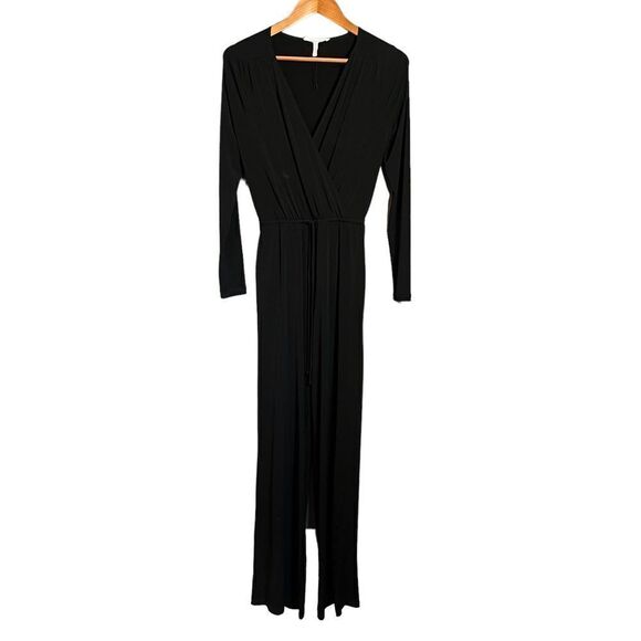BCBGeneration black surplice jumpsuit. Size xs - Picture 2 of 14